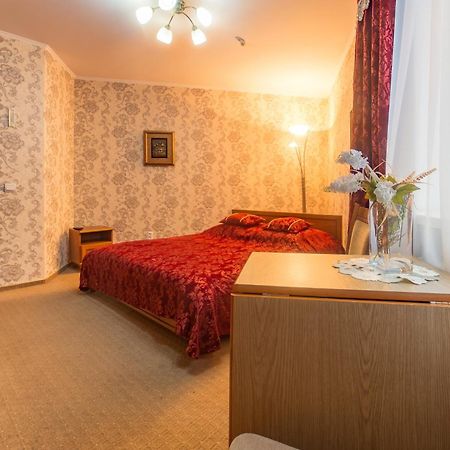 Hotel Premyer トラスコヴェッツ エクステリア 写真