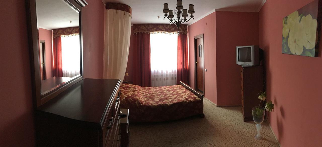 Hotel Premyer トラスコヴェッツ エクステリア 写真