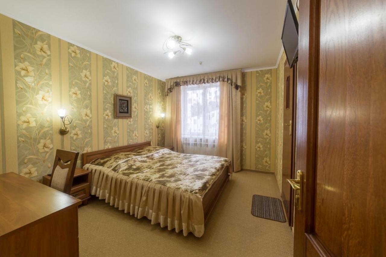 Hotel Premyer トラスコヴェッツ エクステリア 写真
